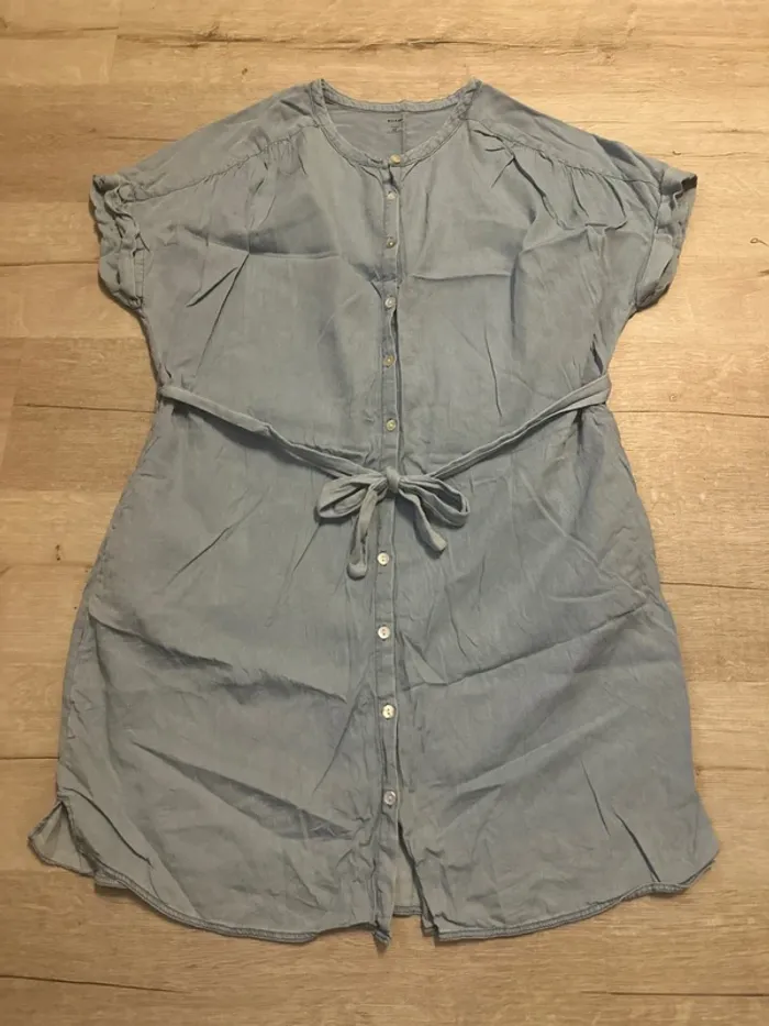 Robe boutonnée