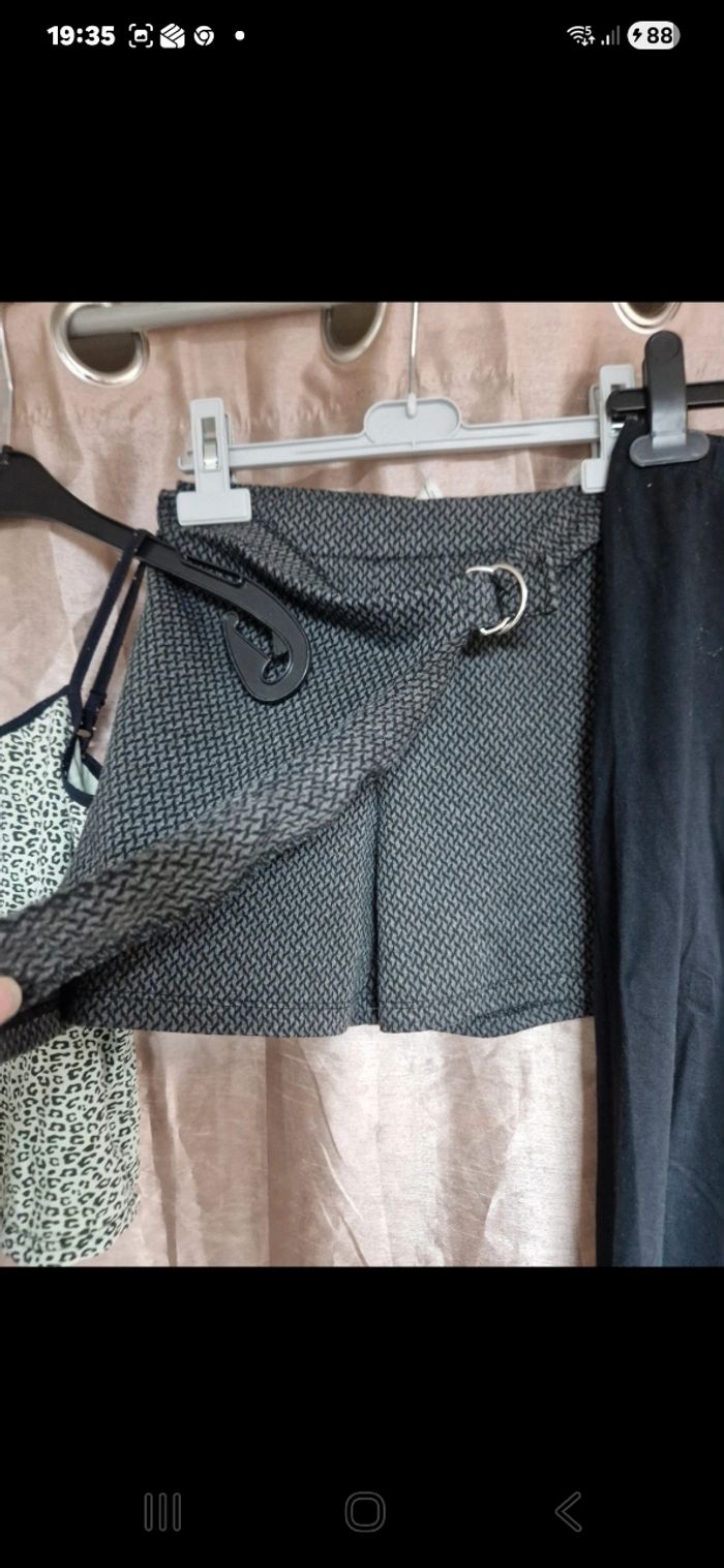 Lot vêtements 8 ans fille - photo numéro 6