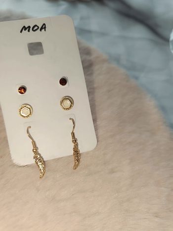 Lot de 3 paires de boucle d'oreille Doré-Moa⭐2€
