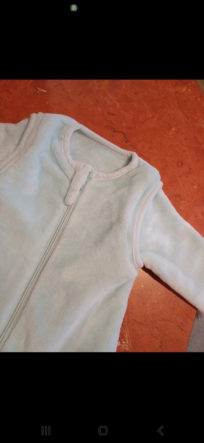 Gilet bébé taille 0 / 3 mois - photo numéro 4