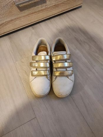Baskets scratchs blanches et dorées