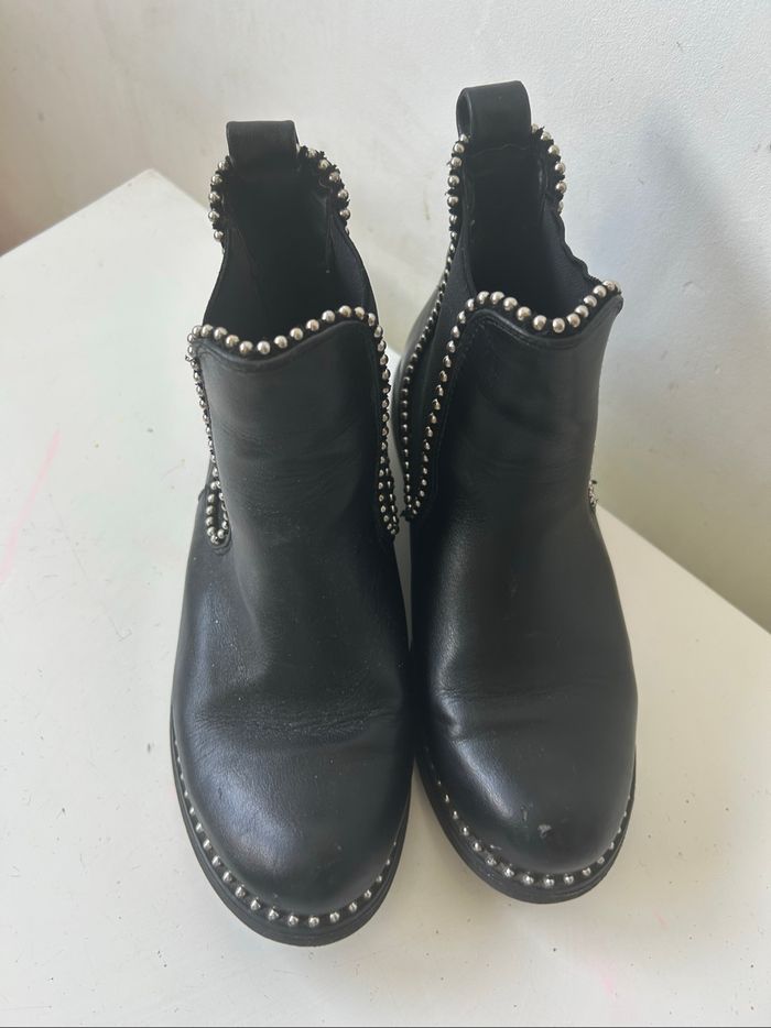 Jolies bottines à clous - 36 - photo numéro 2