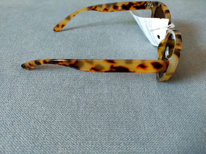 Lunettes de soleil femme – effet écaille - 4 exemplaires - photo numéro 4