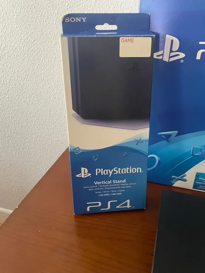 Console PS4 Pro - photo numéro 5