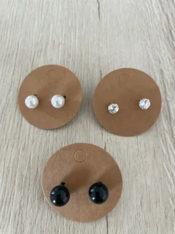 Lot de boucles d’oreilles neuves