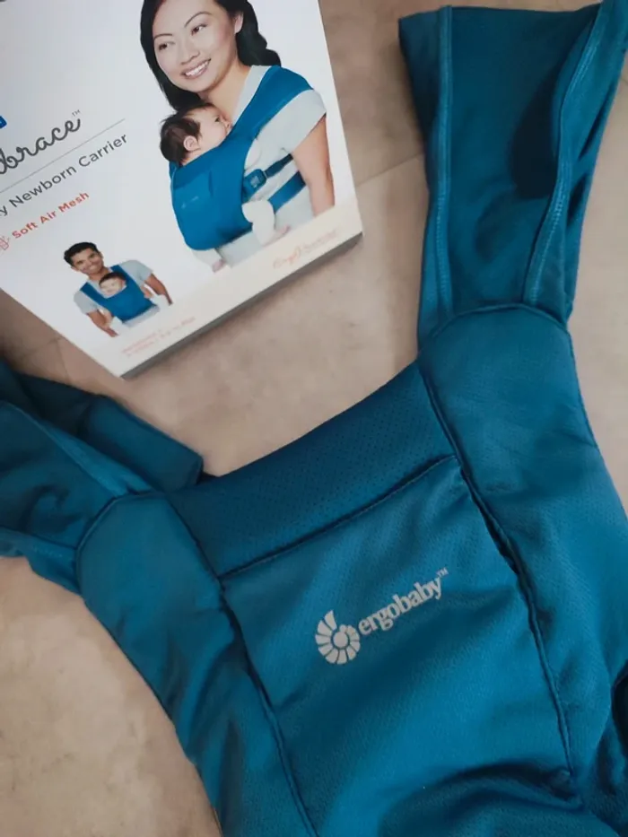 Porte bébé Embrace soft air mesh Ergobaby - photo numéro 4