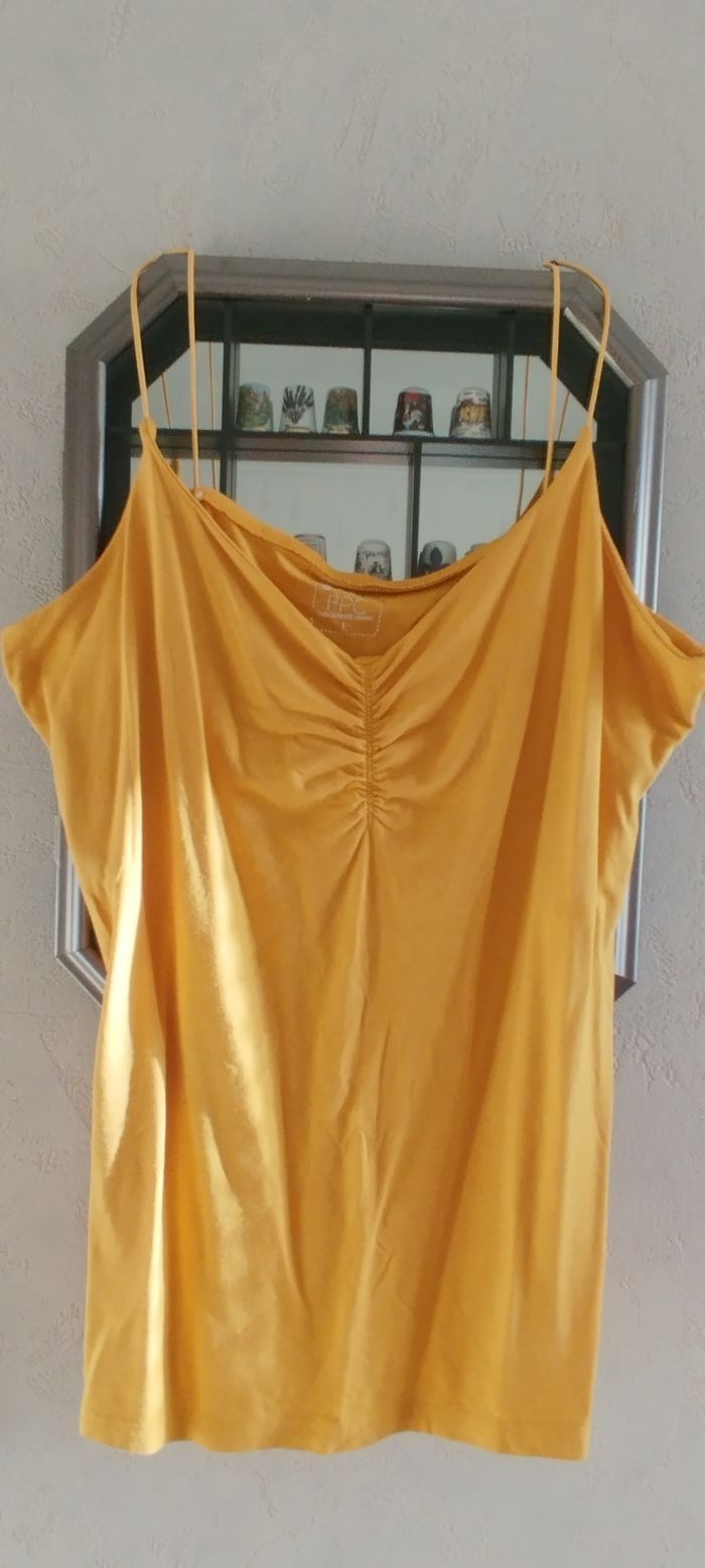 Top fines bretelles.