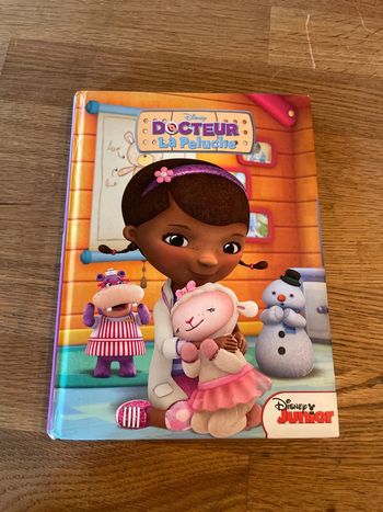 Livre couverture molletonnée Édition France Loisirs Docteur la peluche