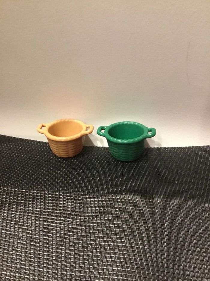 Playmobil lot 2 corbeilles paniers en osier 1 beige et 1 verte country ferme écurie