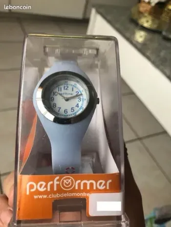 Montre Digitale Performer Femme Silicone bleu Multifonctions Neuve dans emballage