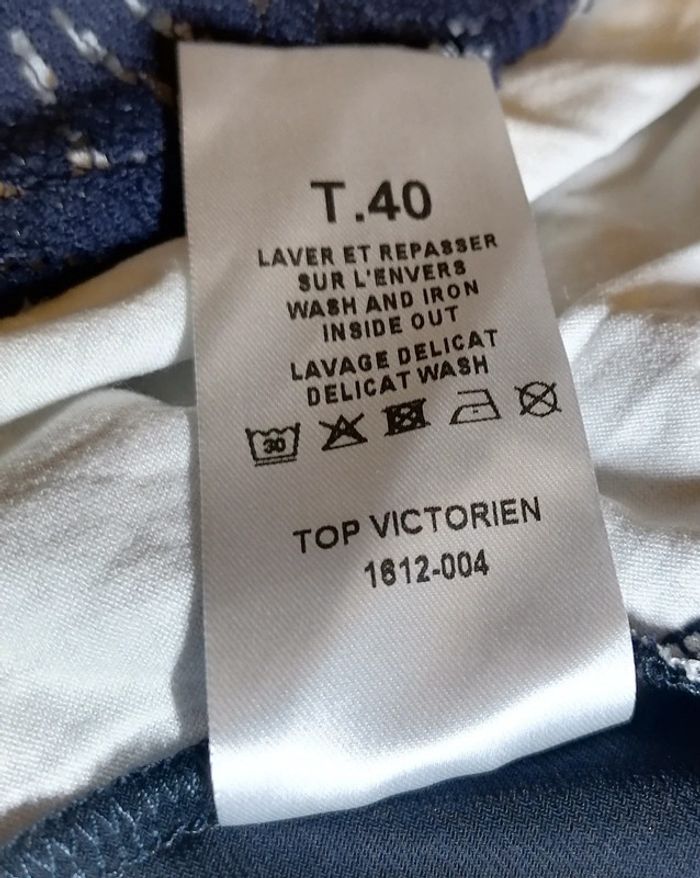 Top / débardeur bleu marine blanc dentelle taille M La mode est à Vous - photo numéro 14