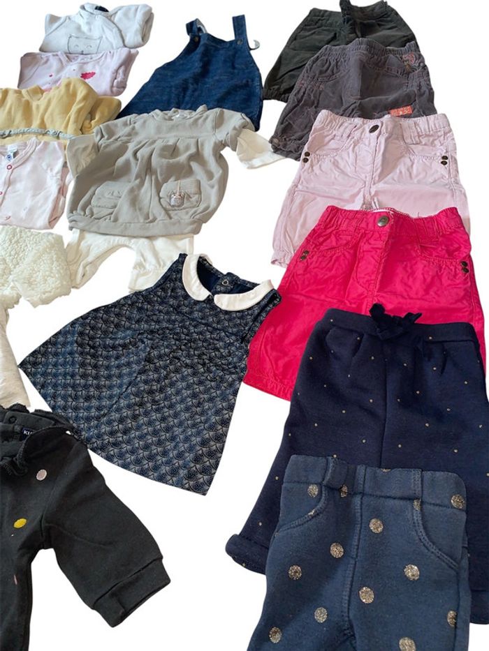 Lot vêtements vingtaine de pièces bébé fille 1 mois - photo numéro 2