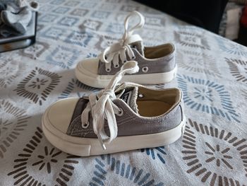 Baskets toile pointure 21 