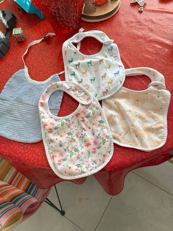 L’eau quatre bavoir