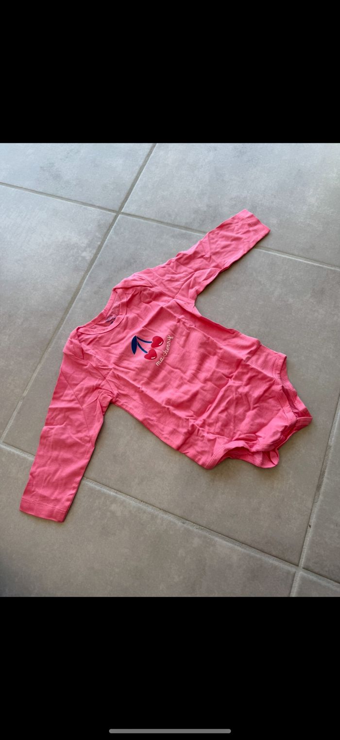 Lot de 5 bodys fille 12 mois - photo numéro 3