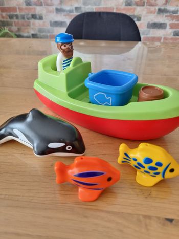 Gros bateau de pêche playmobil 1.2.3 complet 