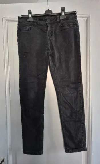 Jean noir 158cm
