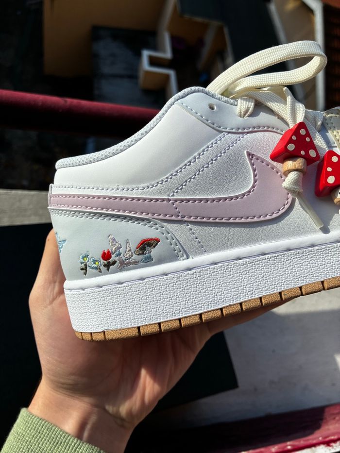 Air Jordan 1 Low SE White/Cream - Taille 39 - Neuves - photo numéro 6