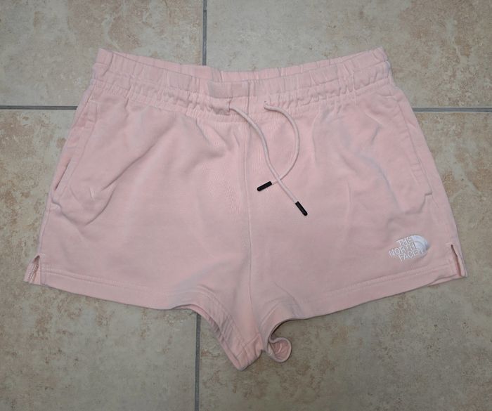 Short rose pale the north face