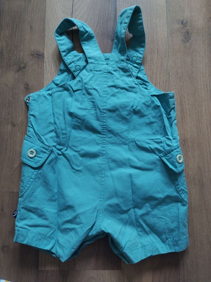 Ensemble salopette short et tee shirt - photo numéro 3