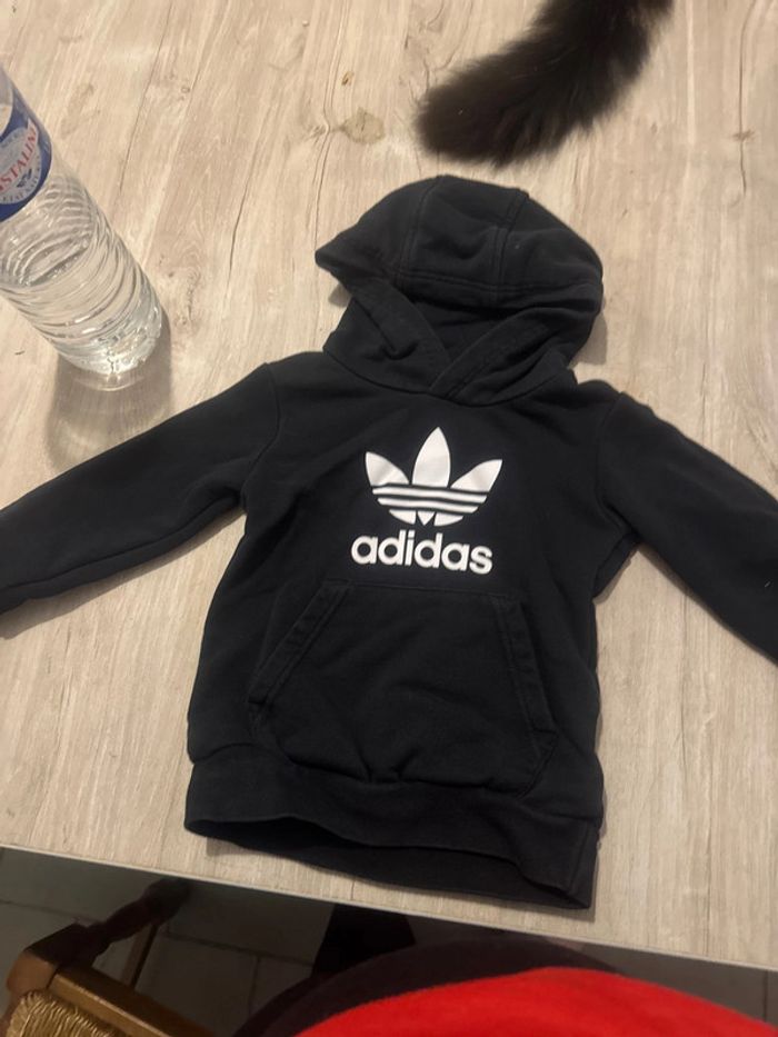 Pull capuche
