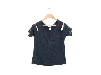 C65 blouse noir Breal T4