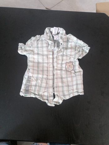 Chemise manches courtes taille 80 cms c&a