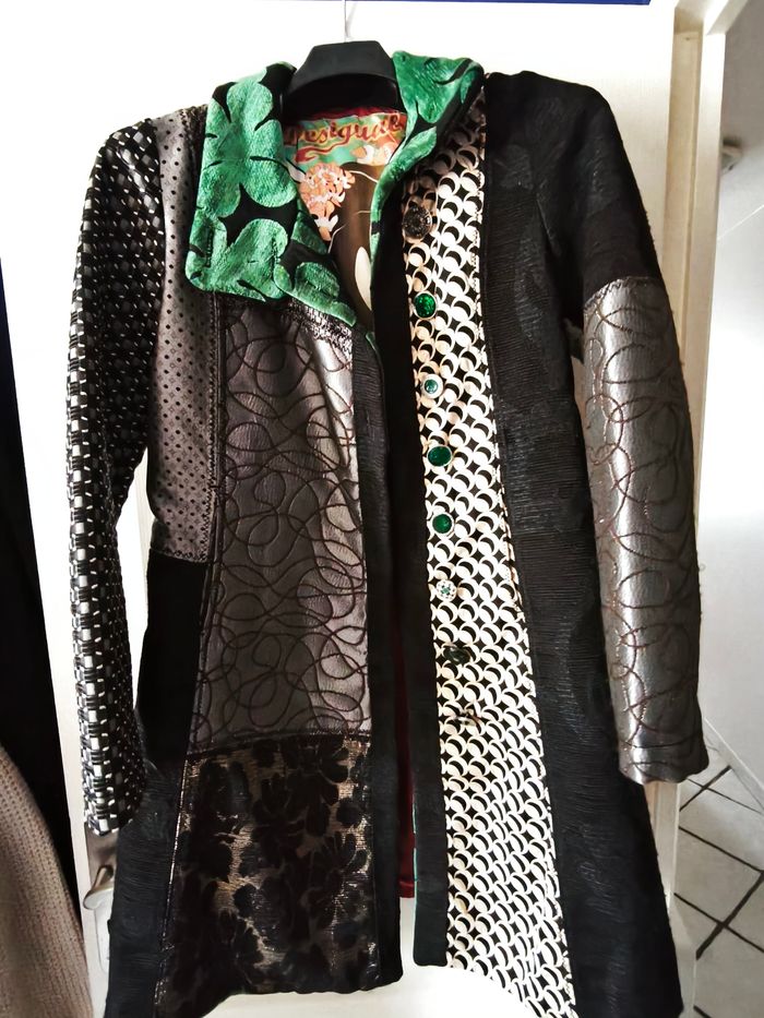 Veste desigual