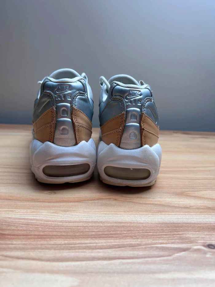 Nike Air Max 95 Grise et Marron – Pointure 37.5 - photo numéro 7
