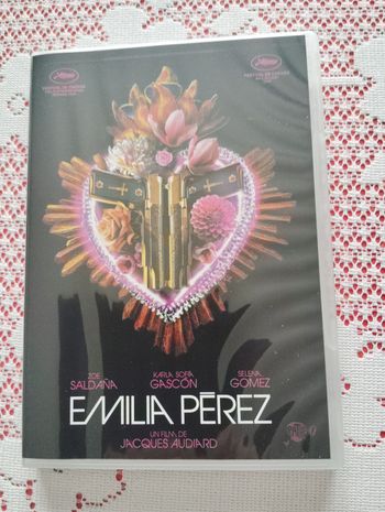 DVD EMILIA PETEZ