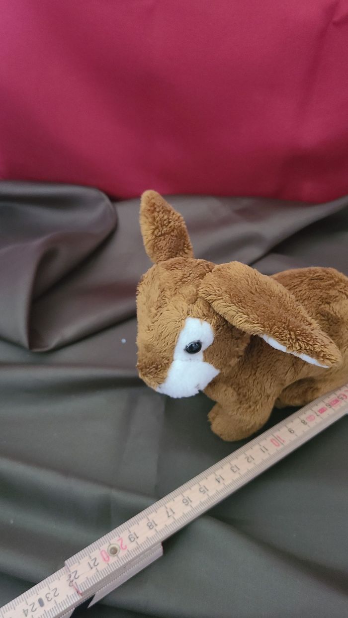 Lapin en Peluche Marron couché - photo numéro 4