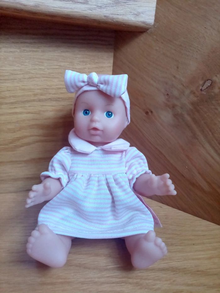 Ma poupée qui gazouille Petitcollin - photo numéro 2