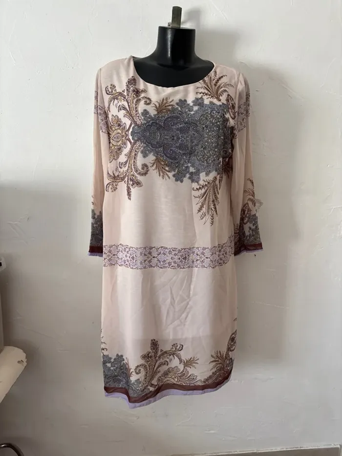 Robe, 763