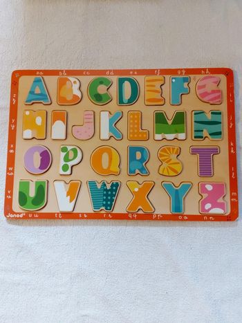 Puzzle lettres en bois 26 pièces