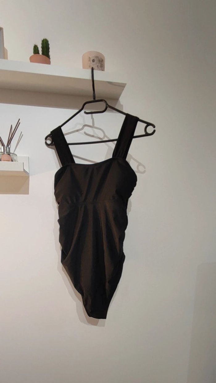 Maillot de bain de grossesse une pièce