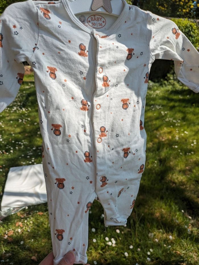 Pyjama léger 1 mois