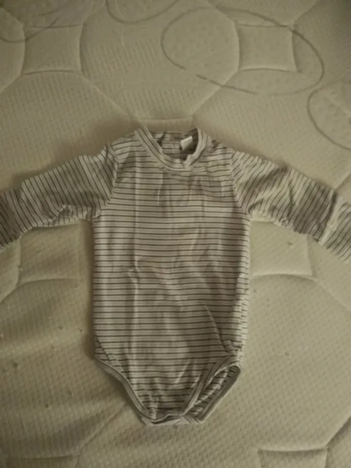 Lot de 7 Bodies Garçon 1 an - photo numéro 3