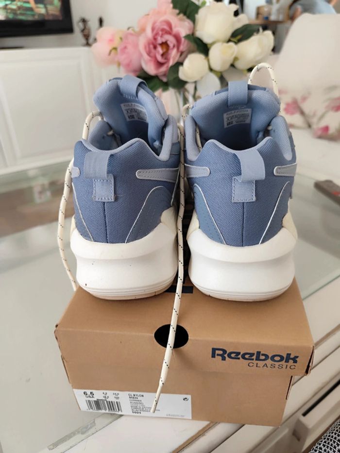Superbe paire de basket com9 Reebok taille 38.5 aztrek double mix pops - photo numéro 2