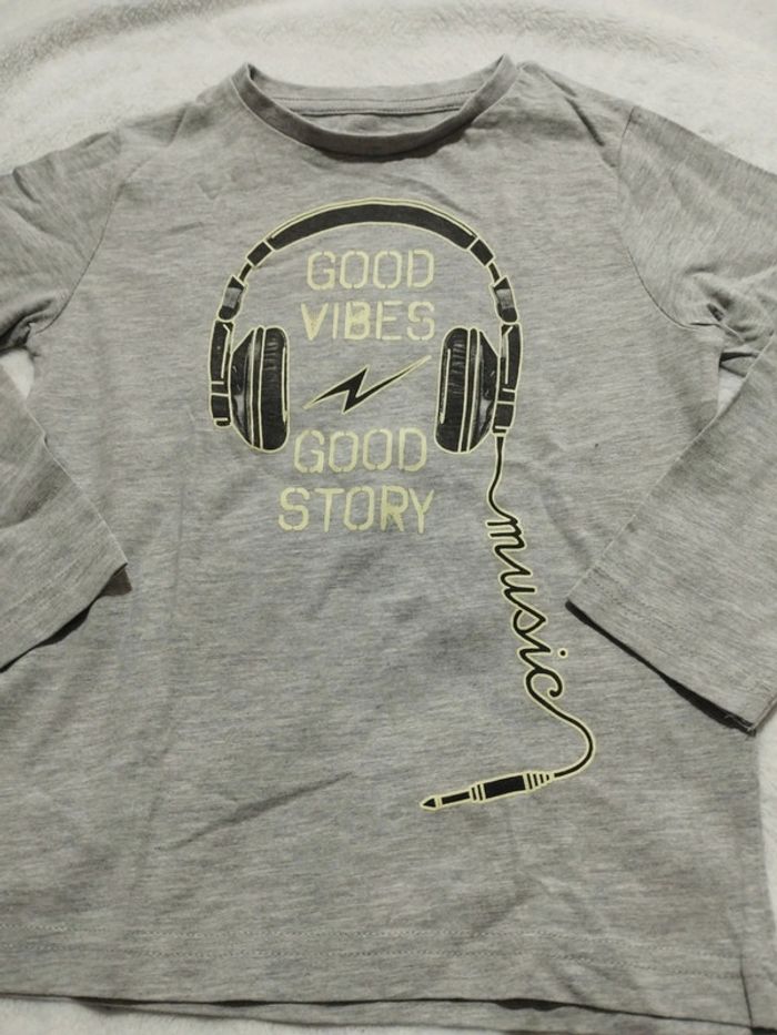 T-shirt manches longues gris 5 ans