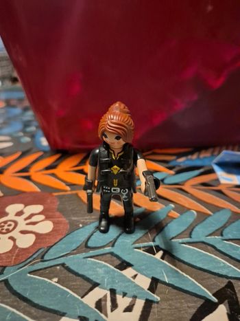 Femme policier playmobil