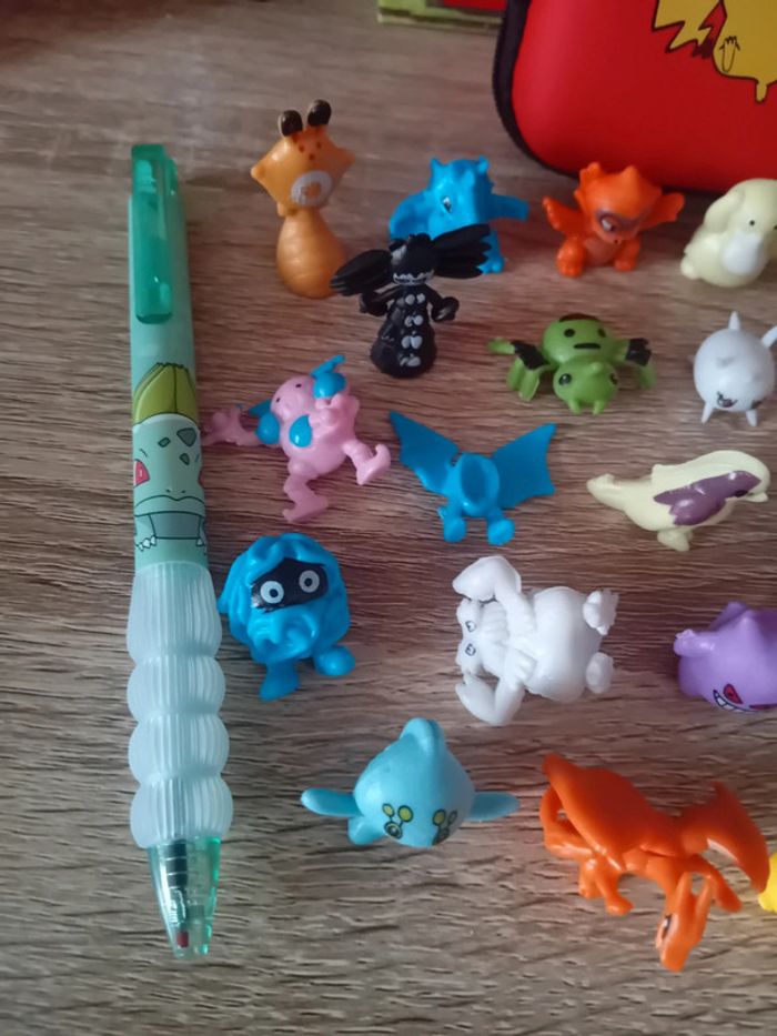 Lot thème pokemon neufs - photo numéro 3