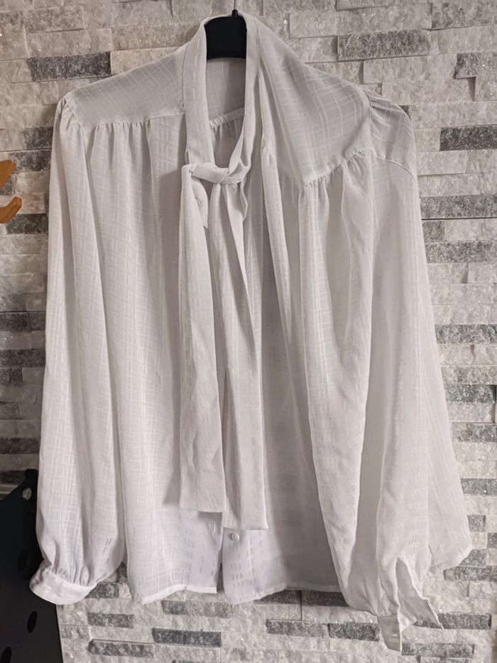 Chemise taille 44 - photo numéro 2