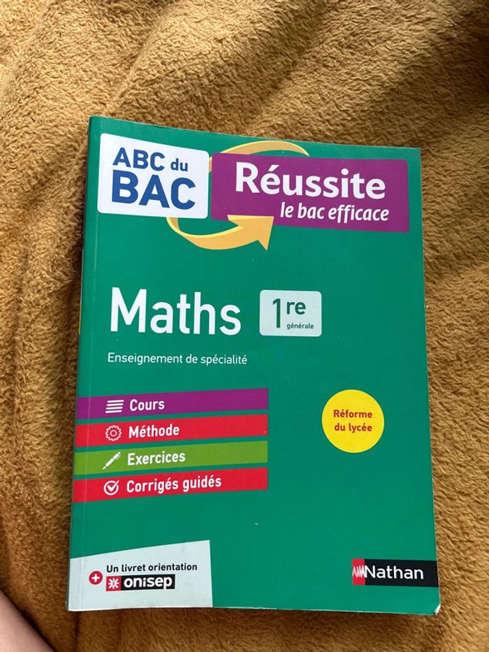 Livre spécialité maths bac