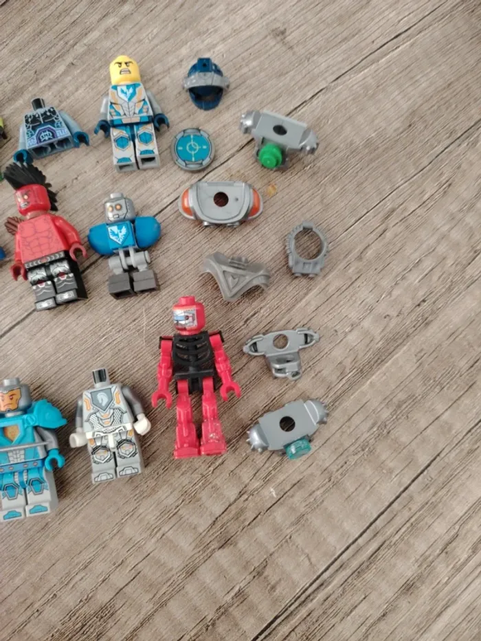 Lot vrac lego nexo knights figurines accessoires - photo numéro 5