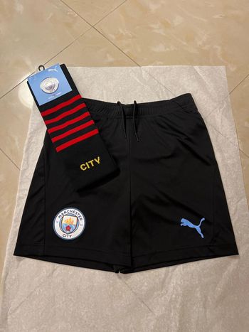 Short de foot Puma, équipe Manchester City avec chaussettes taille 13/14 ans authentique neuf
