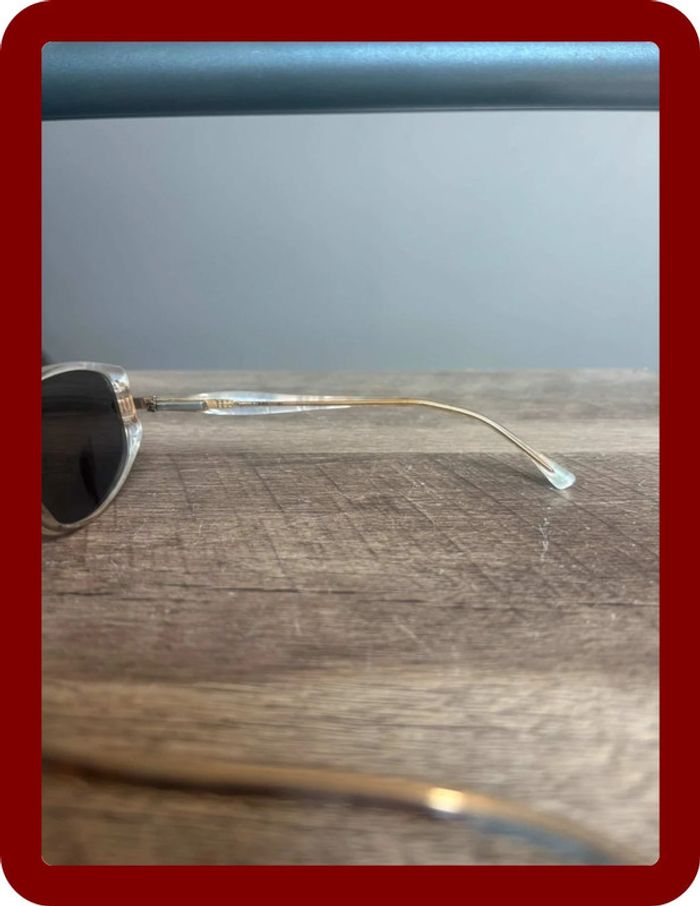 Lunette de soleil Givenchy verre ovale année 2000’ branches fines - photo numéro 3