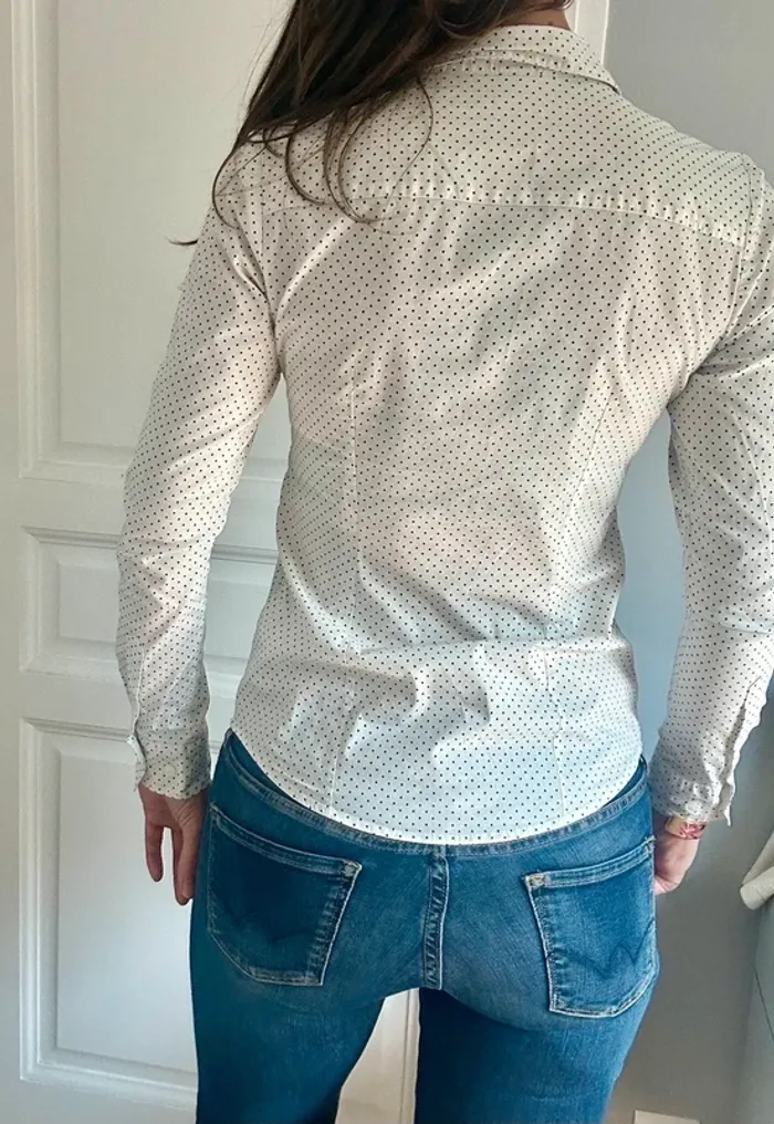 Chemisier blanc à pois noirs stretch – H&M – T34 / XS - photo numéro 2