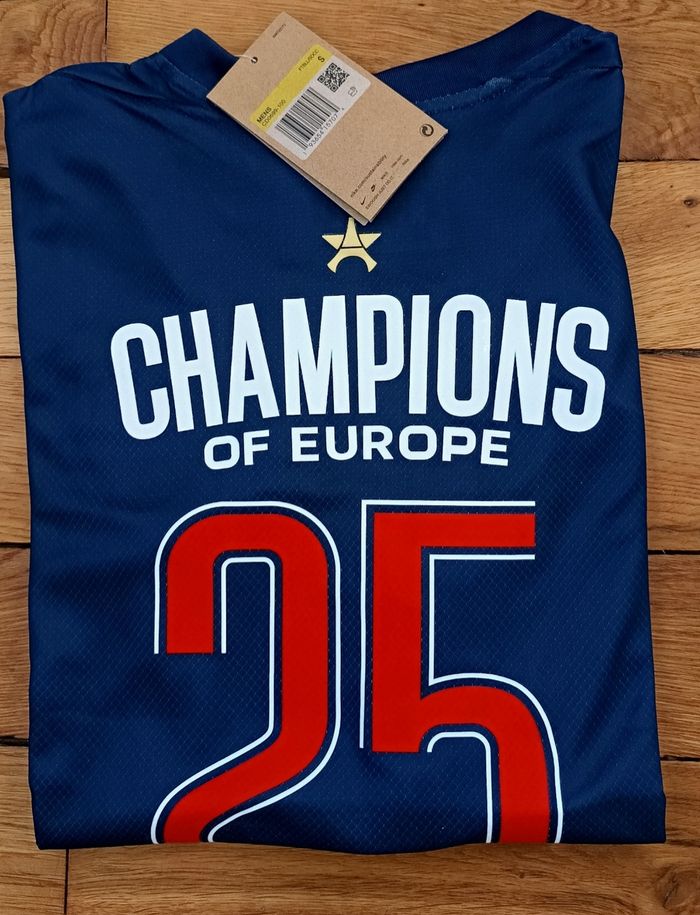 Maillot PSG taille XXL Champion Collector 25 avec patch  étoile - photo numéro 5