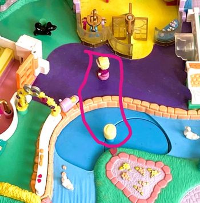 Polly Pocket Magical Movin’ Pollyville 1996 - photo numéro 6