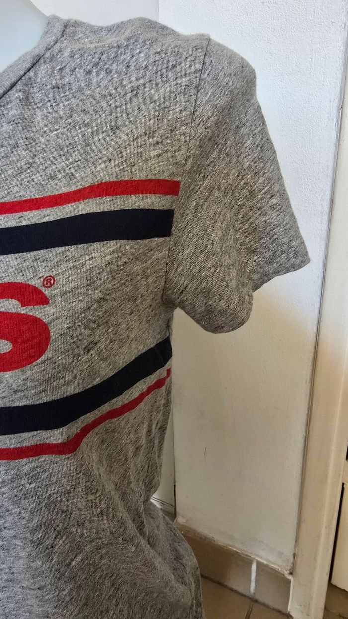 Tee-shirt levis taille 34 - photo numéro 3